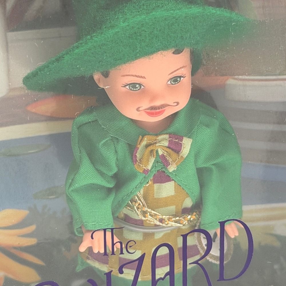 Mattel 1999 Wizard of Oz Tommy as Mayor Munchkin Doll 25817 New In Box